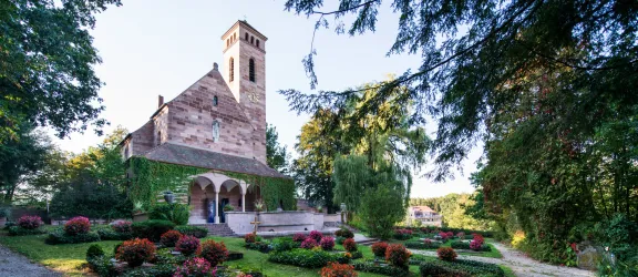 Philippuskirche in Rummelsberg von außen