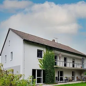 Haus Intensivpflegedienst von der Rückseite
