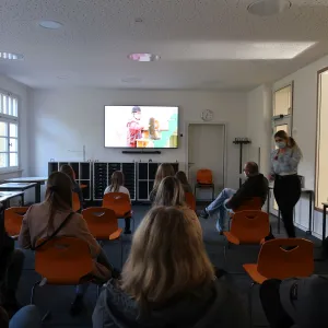 Videos in einen der Kursräume