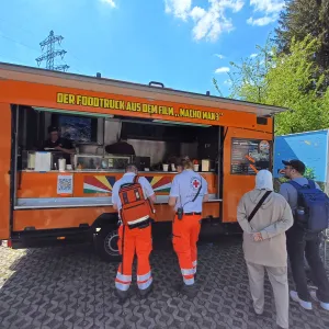 Bei den Essensständen war für jeden Geschmack etwas geboten. 