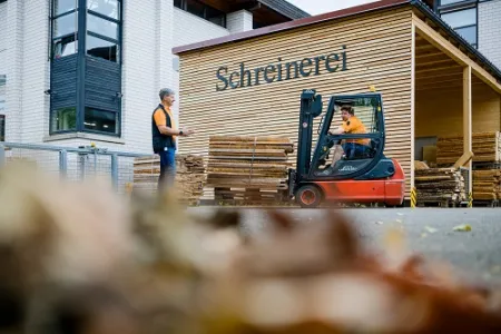 in der Auhof Schreinerei