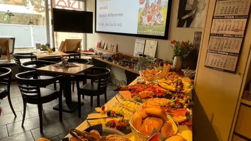 Film und Frühstück im Kino in Zeil