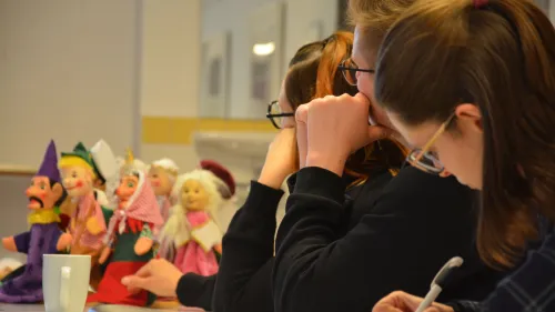 In nur drei Jahren Heilpädagog*in werden - das geht nun mit Heilpädagogik kompakt an der FAKH.