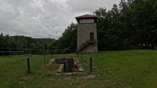 Wachturm im KZ Flossenbürg