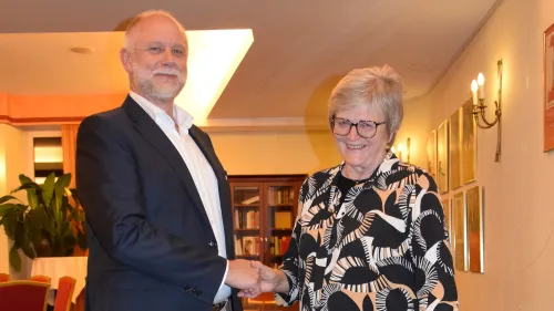 Dr. Annemarie Schraml und Herr Diakon Barbian